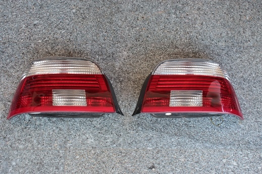 ขายไฟท้าย bmw e39 (series 5)