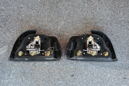 ขายไฟท้าย bmw e39 (series 5)