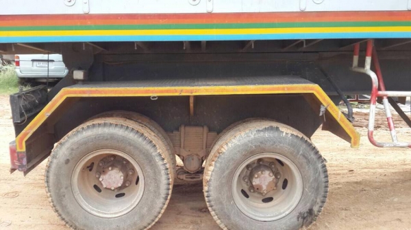 ขายดาวน์รถสิบล้อหัวลาก HIno MEGa FM 320 ปี50วาง เครื่องฮุนไดก๊าชแท้ 360 พร้อมหางเซมิดั้ม2 คาน แลบสีหัวมาใหม่สวยมากครับ