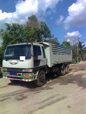 ขายรถสิบล้อ HIno FM3H เครื่องเดิม เกียร์เดิม ดั้มเหล็กข้างเรียบ