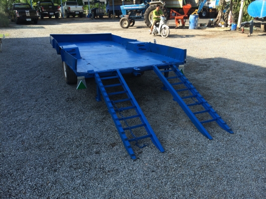 ขายเทรนเลอขึ้นรถไถสภาพพร้อมใช้15000บาท