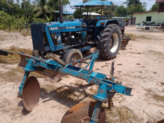 ขายรถไถ ฟอร์ด 6600 หรือ 6700 แรงๆ T5 D5NN 6065H ขายรถไถ ฟอร์ด 6600 หรือ 6700 แรงๆ T5 D5NN 6065H