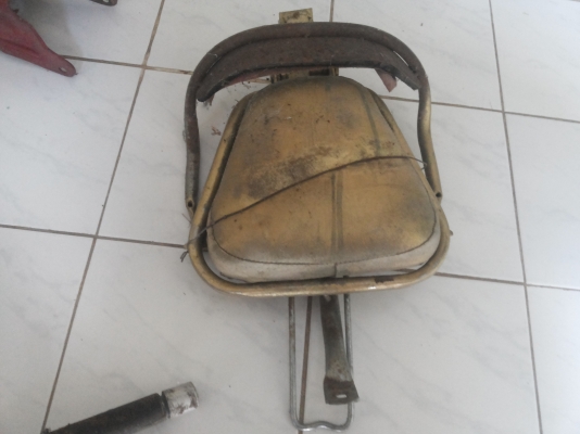 ขายอะไหล่เก่าหลายอย่าง อัน คู่ ละ50บาท