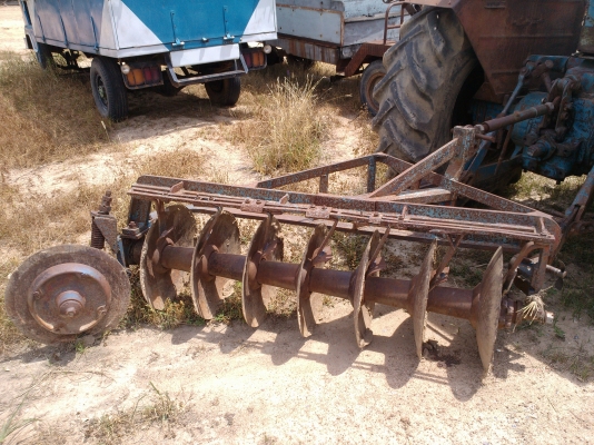 ขายรถไถฟอร์ด 5500 T1 อุปกรณ์ ครบ ขายรถไถฟอร์ด 5500 T1 อุปกรณ์ ครบ