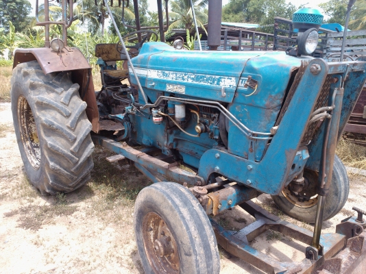 ขายรถไถฟอร์ด 5500 T1 อุปกรณ์ ครบ ขายรถไถฟอร์ด 5500 T1 อุปกรณ์ ครบ