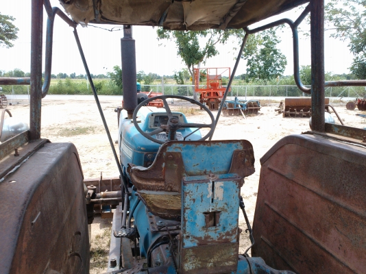 ขายรถไถฟอร์ด 5500 T1 อุปกรณ์ ครบ ขายรถไถฟอร์ด 5500 T1 อุปกรณ์ ครบ