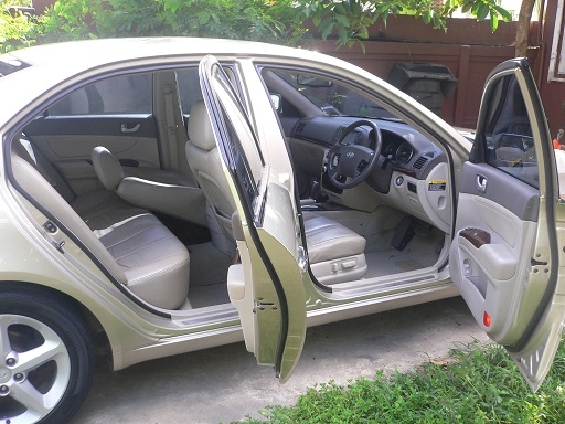 ขายรถ HYUNDAI NEW SONATA 2.4 EXE  ปี 2009 ABS  AIRBAG10ใบ เกียร์ออโต้**---- 385.000----** ติดแก๊สหัวฉีด LPG