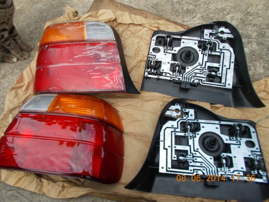 ขายไฟท้าย bmw e36 316i ปูเป้ 2ประตู