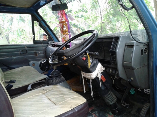 ขาย Isuzu 115 4 bd1 f หน้าหลัง เกียร์ร็อค เสื้อลาย เครื่องดีแชสซีสวย