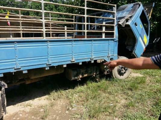 รถอีซูซุ 6 ล้อ รั้ว  ( ไม่ดั้ม ) NPR 115 แรงม้า. ปี 54   ( รถประกอบ )  สนใจติดต่อ 081 - 6079515