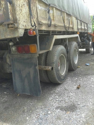 รถบรรทุกสิบล้อดัมพ์ ไฮเทค 1M 220 แรง มีระบบลากจูง รถบรรทุกสิบล้อดัมพ์ ไฮเทค 1M 220 แรง มีระบบลากจูง