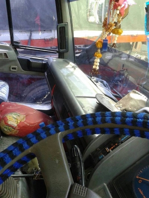 รถบรรทุกสิบล้อดัมพ์ ไฮเทค 1M 220 แรง มีระบบลากจูง รถบรรทุกสิบล้อดัมพ์ ไฮเทค 1M 220 แรง มีระบบลากจูง