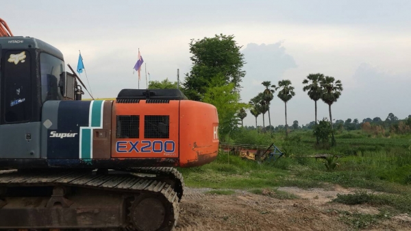 รถแบคโฮ HITACHI EX200-3 รถใช้งานดี มีทะเบียน