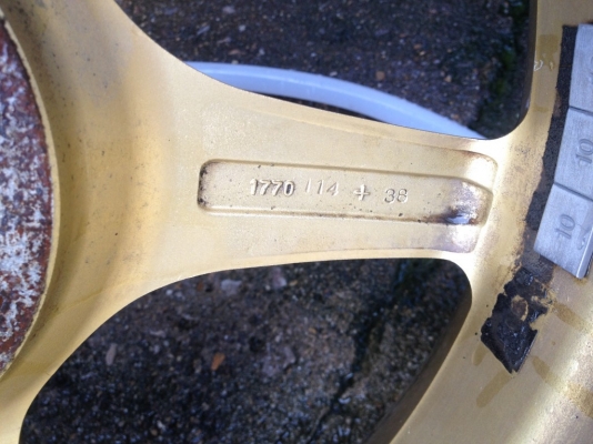 CARVING แท้ JAPANขอบ17กว้าง7นิ้วทั้ง4ลูกอ๊อฟ38 5รู114สีเดิมพร้อมยางสวยๆ CARVING แท้ JAPANขอบ17กว้าง7นิ้วทั้ง4ลูกอ๊อฟ38 5รู114สีเดิมพร้อมยางสวยๆ