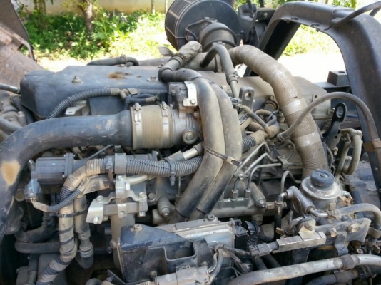 รถอีซุซุ 10 ล้อดั้ม 300 แรงม้า. ปี 53  ( ขายแม่ , ลูก )  , ( รถวิ่ง 3xx,xxx กม. )   สนใจติดต่อ 081 - 6079515