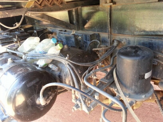 รถอีซุซุ 10 ล้อดั้ม 300 แรงม้า. ปี 53  ( ขายแม่ , ลูก )  , ( รถวิ่ง 3xx,xxx กม. )   สนใจติดต่อ 081 - 6079515