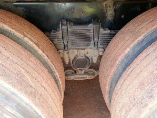 รถอีซุซุ 10 ล้อดั้ม 300 แรงม้า. ปี 53  ( ขายแม่ , ลูก )  , ( รถวิ่ง 3xx,xxx กม. )   สนใจติดต่อ 081 - 6079515