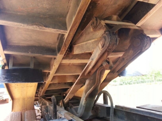 รถอีซุซุ 10 ล้อดั้ม 300 แรงม้า. ปี 53  ( ขายแม่ , ลูก )  , ( รถวิ่ง 3xx,xxx กม. )   สนใจติดต่อ 081 - 6079515