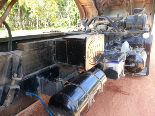 รถอีซุซุ 10 ล้อดั้ม 300 แรงม้า. ปี 53  ( ขายแม่ , ลูก )  , ( รถวิ่ง 3xx,xxx กม. )   สนใจติดต่อ 081 - 6079515