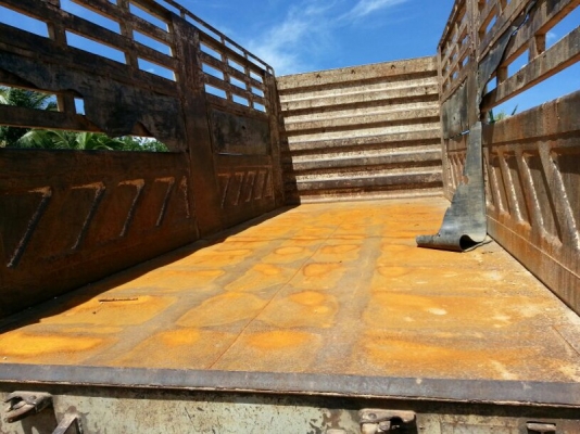 รถอีซุซุ 10 ล้อดั้ม 300 แรงม้า. ปี 53  ( ขายแม่ , ลูก )  , ( รถวิ่ง 3xx,xxx กม. )   สนใจติดต่อ 081 - 6079515