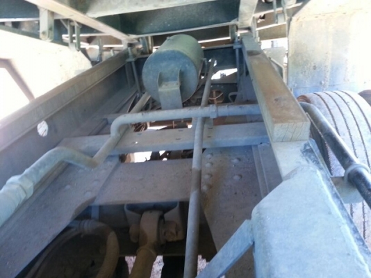 รถอีซุซุ 10 ล้อดั้ม 300 แรงม้า. ปี 53  ( ขายแม่ , ลูก )  , ( รถวิ่ง 3xx,xxx กม. )   สนใจติดต่อ 081 - 6079515