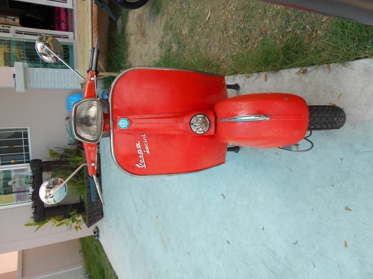 บ่องตงขาย vespa หัวเหลี่ยม 150 sprint หมายเลขโครงอิตาลีแท้