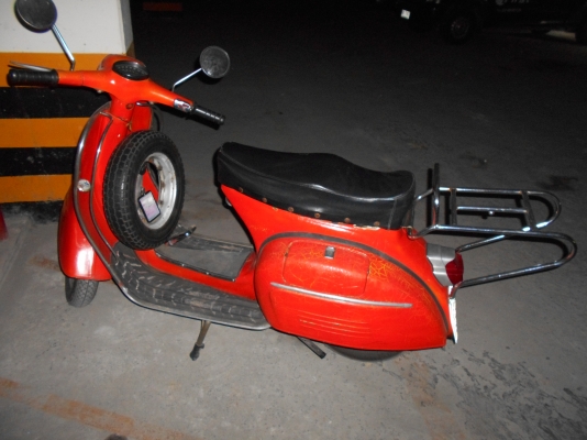 บ่องตงขาย vespa หัวเหลี่ยม 150 sprint หมายเลขโครงอิตาลีแท้