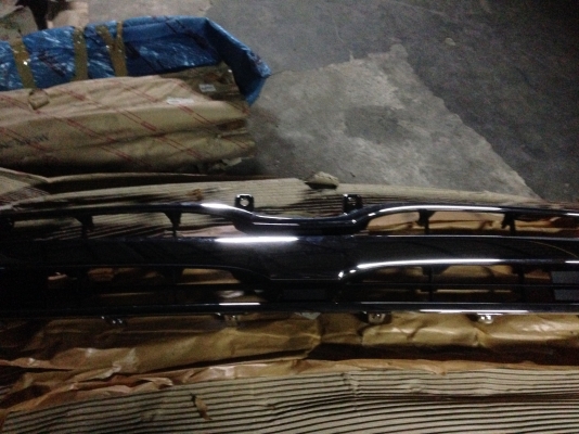 หน้ากระจังโครเมี่ยม ( แท้ 0 ) TOYOTA COMMUTER