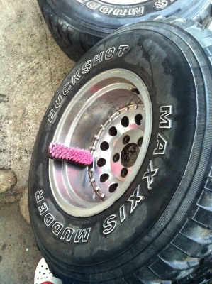 ล้อแม็ค หยดน้ำ หมุดครบ ขอบ 15 กว้าง 10 นิ้ว แม็กแท้ ทั้ง 4 ล้อ ล้อแม็ค หยดน้ำ หมุดครบ ขอบ 15 กว้าง 10 นิ้ว แม็กแท้ ทั้ง 4 ล้อ