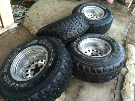 ล้อแม็ค หยดน้ำ หมุดครบ ขอบ 15 กว้าง 10 นิ้ว แม็กแท้ ทั้ง 4 ล้อ ล้อแม็ค หยดน้ำ หมุดครบ ขอบ 15 กว้าง 10 นิ้ว แม็กแท้ ทั้ง 4 ล้อ