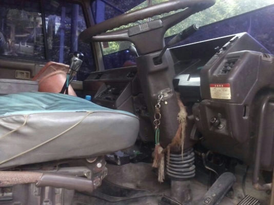 รถมิตซู 10 ล้อดั้ม FN527M - TD  /  190 แรงม้า ปี 38  ( ขายแม่ , ลูก )   สนใจติดต่อ 081 - 6079515