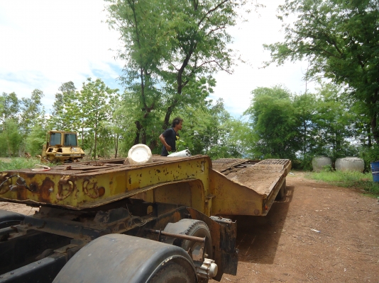 ขายหางโลว์เบสเหล็กสภาพดียาว12เมตร2เพลาไมมีทะเบืยน