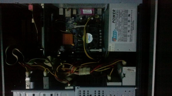 คอมฯพร้อมจอ17นิ้ว มือสอง