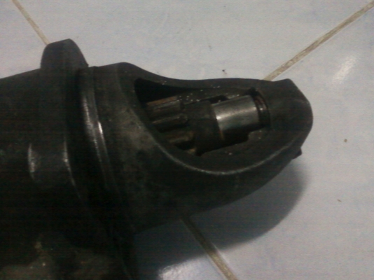 ขายไดสตาร์ท 24 v สำหรับเครื่องดีเซล 6สูป  ขายเหมา 3 ตัว  5000 บาท  ใช้งานได้ปกติ