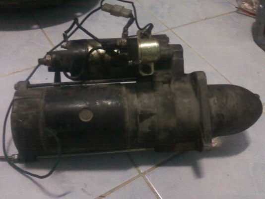 ขายไดสตาร์ท 24 v สำหรับเครื่องดีเซล 6สูป  ขายเหมา 3 ตัว  5000 บาท  ใช้งานได้ปกติ