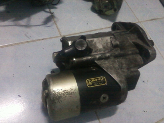 ขายไดสตาร์ท 24 v สำหรับเครื่องดีเซล 6สูป  ขายเหมา 3 ตัว  5000 บาท  ใช้งานได้ปกติ