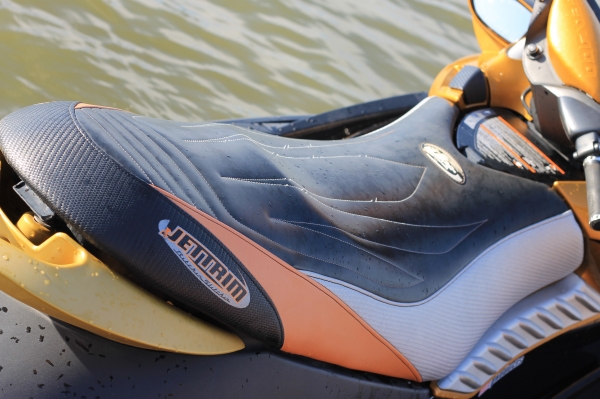 ขาย seadoo Rxp 215 ปี 2007 225,000 สภาพสวย สมบูรณ์ ขาย seadoo Rxp 215 ปี 2007 225,000 สภาพสวย สมบูรณ์