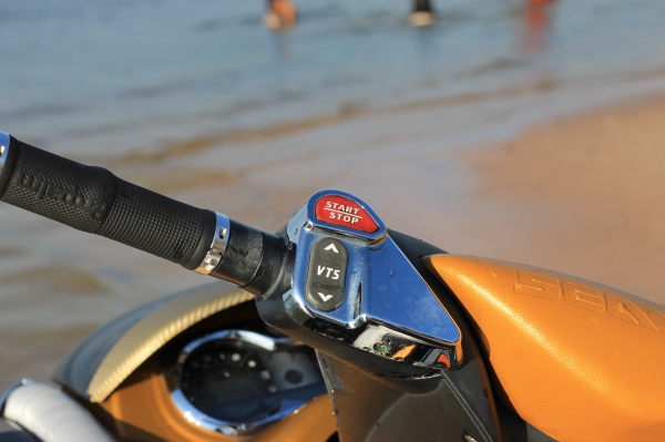 ขาย seadoo Rxp 215 ปี 2007 225,000 สภาพสวย สมบูรณ์ ขาย seadoo Rxp 215 ปี 2007 225,000 สภาพสวย สมบูรณ์