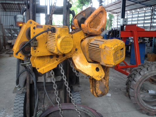 รอก KITO 2.8 ตัน 085-169-4426