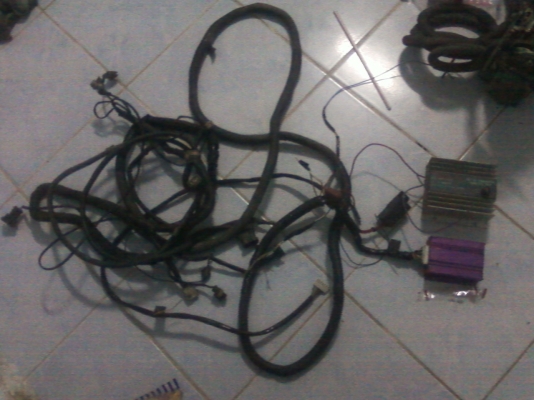 ขายชุดคิดดีเซลแปลงเป็น NGV สายไฟพร้อมกล้องควบคุมแก๊ส NGV และวัดแก๊ส สำหรับเครื่อง 6 สูป ขาย 6000 บาท ขายชุดคิดดีเซลแปลงเป็น NGV สายไฟพร้อมกล้องควบคุมแก๊ส NGV และวัดแก๊ส สำหรับเครื่อง 6 สูป ขาย 6000 บาท