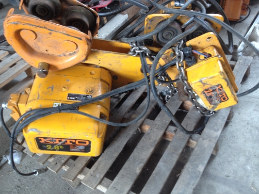 รอกไฟฟ้า KITO 500 KG.  ยกสูง 6 เมตร