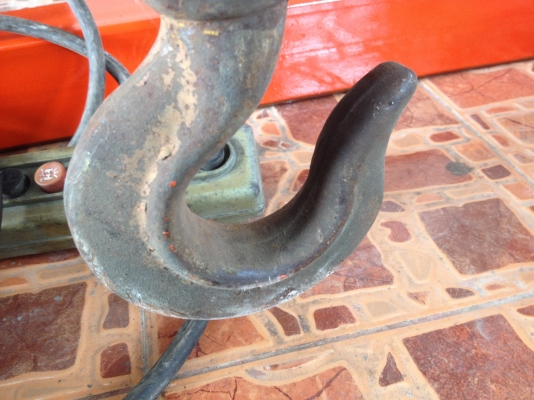 รอกไฟฟ้ามือสอง ยี่ห้อ TOYO 2.0ตัน สวยใช้งานมาน้อยมาก ตะขอแทบไม่มีรอย รอกไฟฟ้ามือสอง ยี่ห้อ TOYO 2.0ตัน สวยใช้งานมาน้อยมาก ตะขอแทบไม่มีรอย