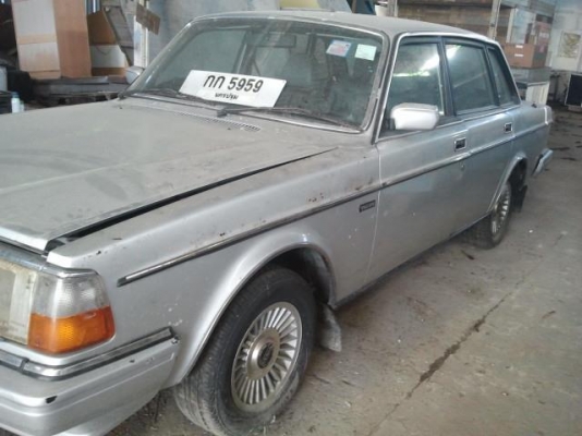 VOLVO 244 GLT (โฉมปี79-84) A/T