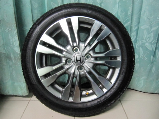 ขายล้อแม็กพร้อมยางป้ายแดง Honda City ตัวท๊อป ขอบ 16