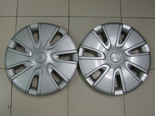 ขายฝาครอบล้อ Mirage ขอบ 14 ทั้งชุด 4 ฝา