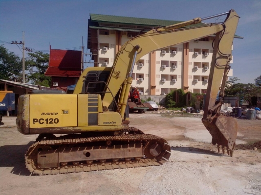 ขายด่วนแม็กโครKOMATSU   PC-120-6รถสวยเต็มพร้อมใช้เอกสารเล่มทะเบียน