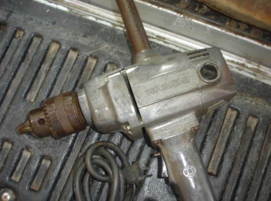 ขายสว่านไฟฟ้ารอบช้า HITACHI 16mm.  รุ่น PU-PM3