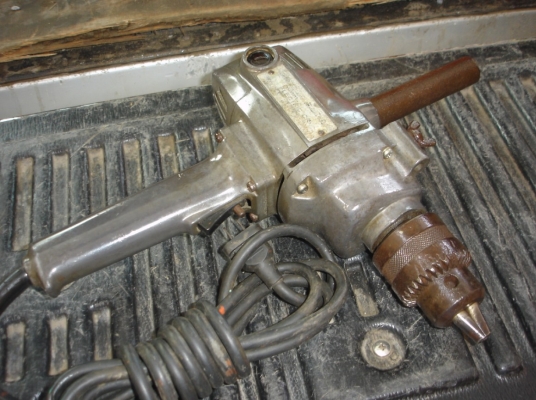 ขายสว่านไฟฟ้ารอบช้า HITACHI 16mm.  รุ่น PU-PM3