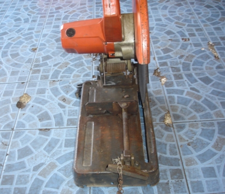 ขายแท่นตัดไฟเบอร์ 14 นิ้ว 2,000 วัตต์ Maktec รุ่น MT241