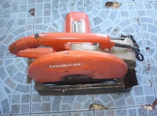 ขายแท่นตัดไฟเบอร์ 14 นิ้ว 2,000 วัตต์ Maktec รุ่น MT241